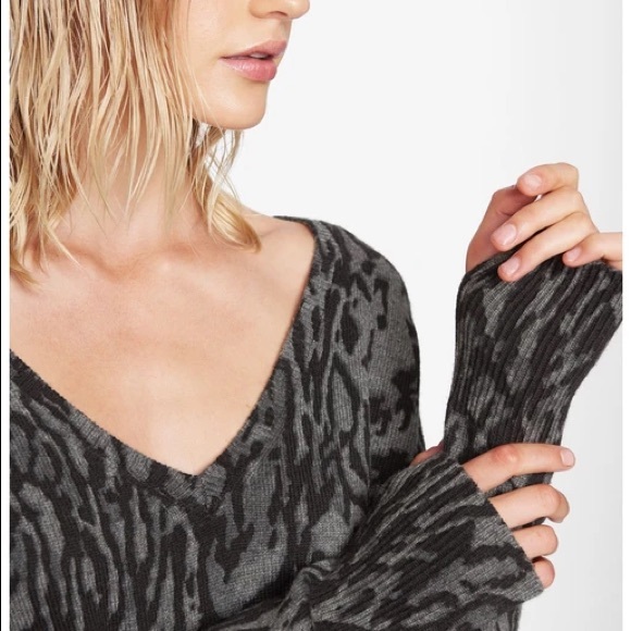 Pam & Gela Ocelot V Neck Sweater in Grey - Picture 6 of 12